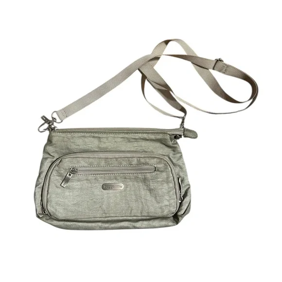 Baggallini Crossbody Bag - Picture 1 of 4